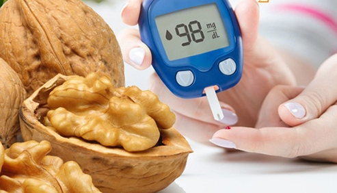 hạt óc chó tốt cho người tiểu đường - Dr Trang
