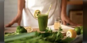 uong-nuoc-ep-rau-xanh